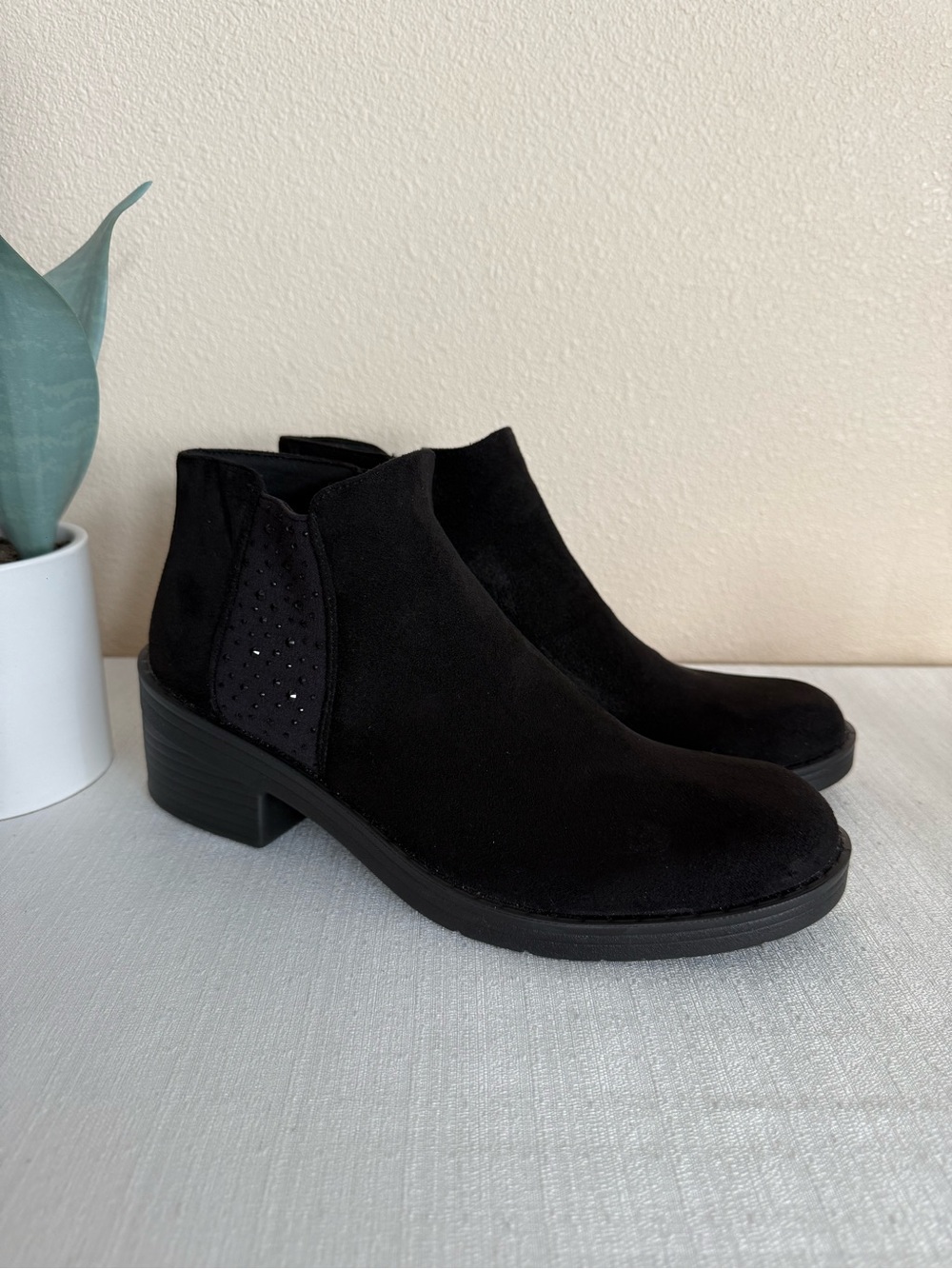 BZEES Black Outstanding Microsuede Sparkle Panel Ankle Booties Block Heel